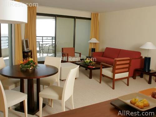 Ramada Plaza 26